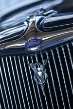 Ford V8 DeLuxe 3-Window Coupe 1933 года